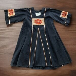 RARE VTG 70's JOSEFA Mexico M/L Black Floral Embroidered Boho Kaftan Tunic Dress